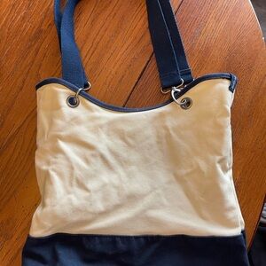 Thirty-One Two-Tone Navy and Cream Tote Bag